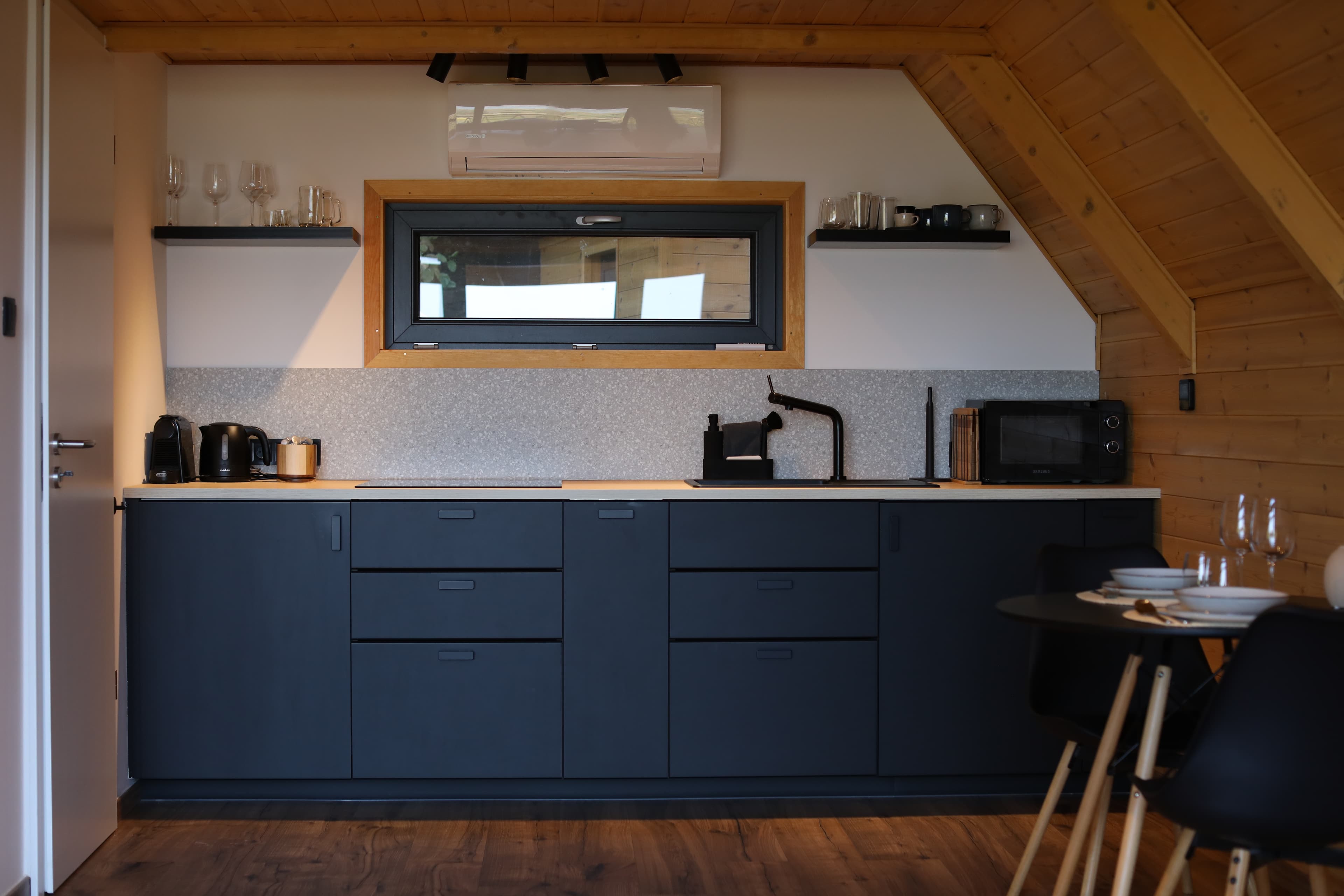 Teljesen felszerelt konyha